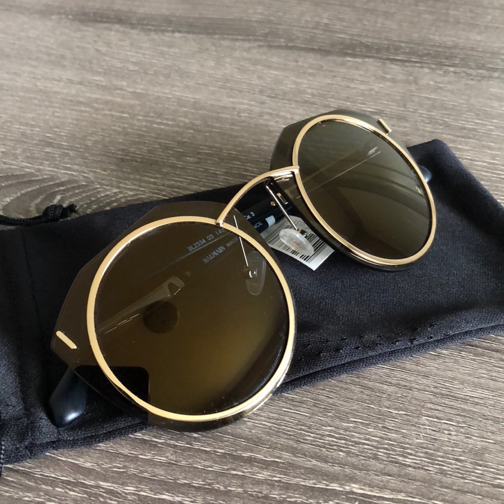 🔥SALE!🔥NWT Balmain Sunglasses!